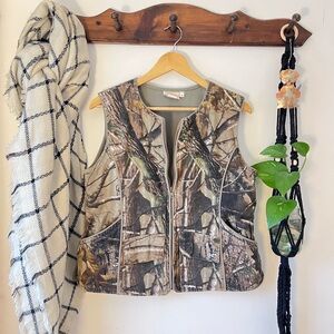 Vintage 1990s SHE SAFARI Camo Full Zip Vest